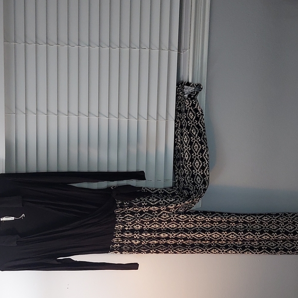 Black Multi Romper - Picture 5 of 6